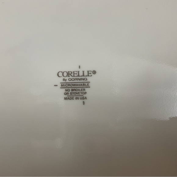 Corelle Blue Velvet Rose design pie plate 10 1/4” - Picture 3 of 6